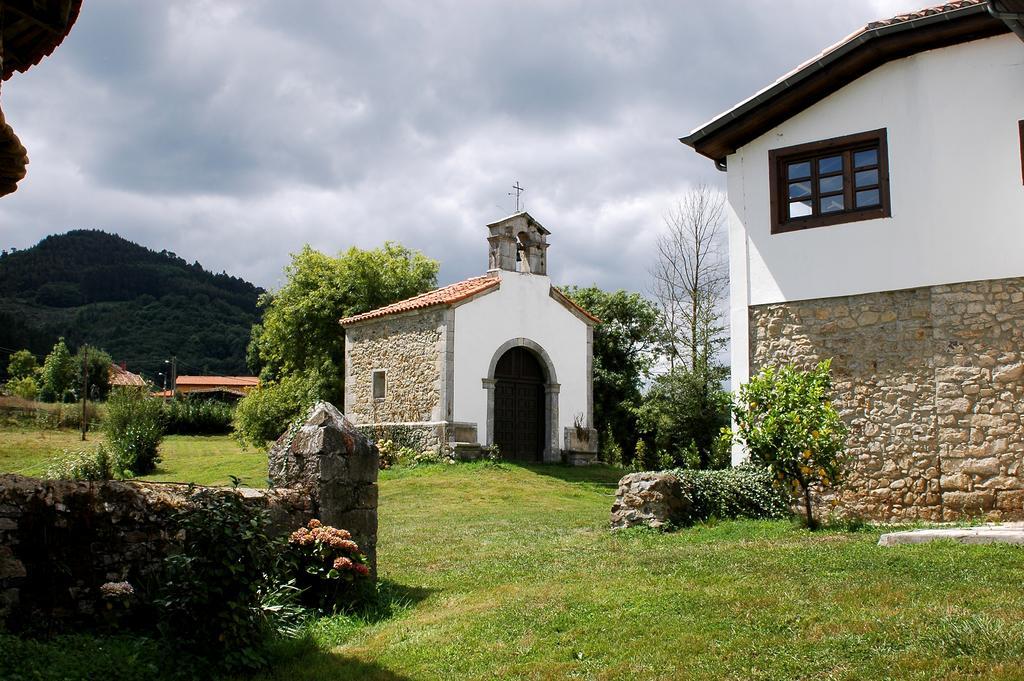 Hotel Casona Cuervo San Tirso de Candamo Eksteriør bilde