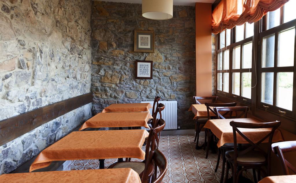 Hotel Casona Cuervo San Tirso de Candamo Eksteriør bilde
