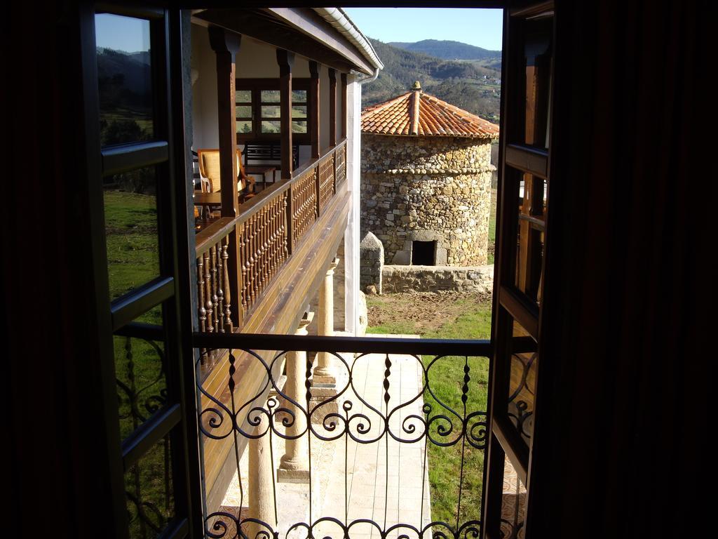 Hotel Casona Cuervo San Tirso de Candamo Eksteriør bilde